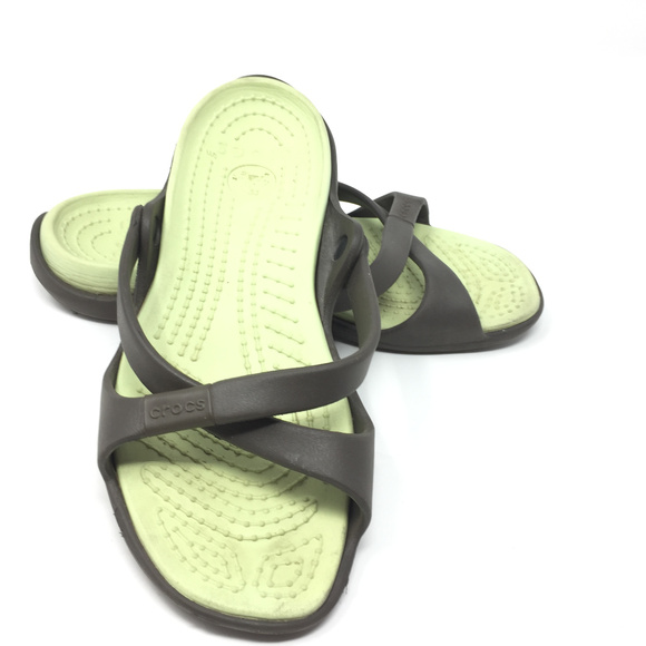 crocs criss cross sandals